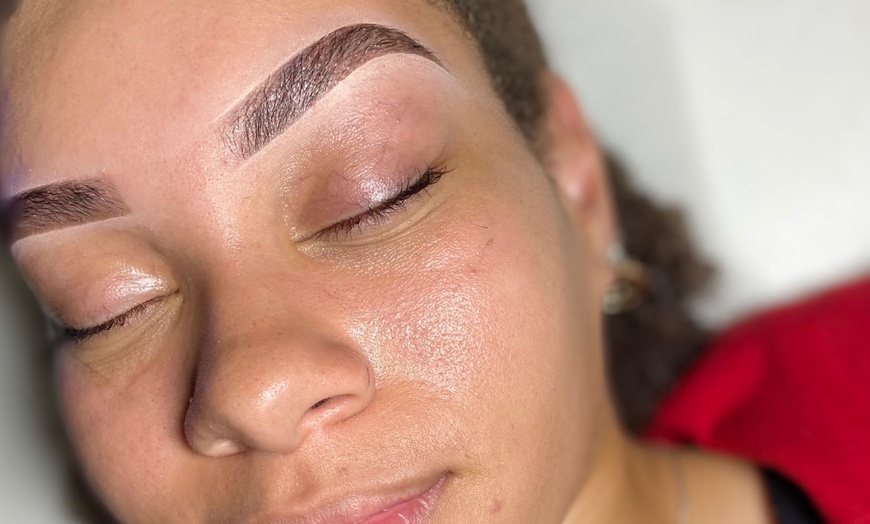 Image 1: Transform Your Brows with One or Two Eyebrow Tinting Sessions