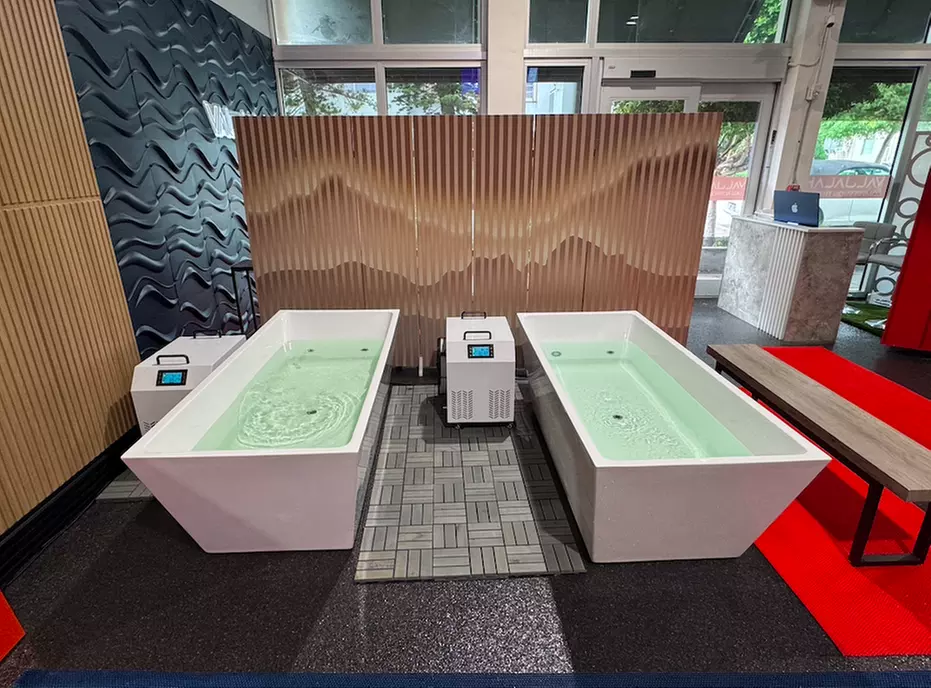 Up to 65% Off on Sauna Weight Loss Treatment at VALJALAH