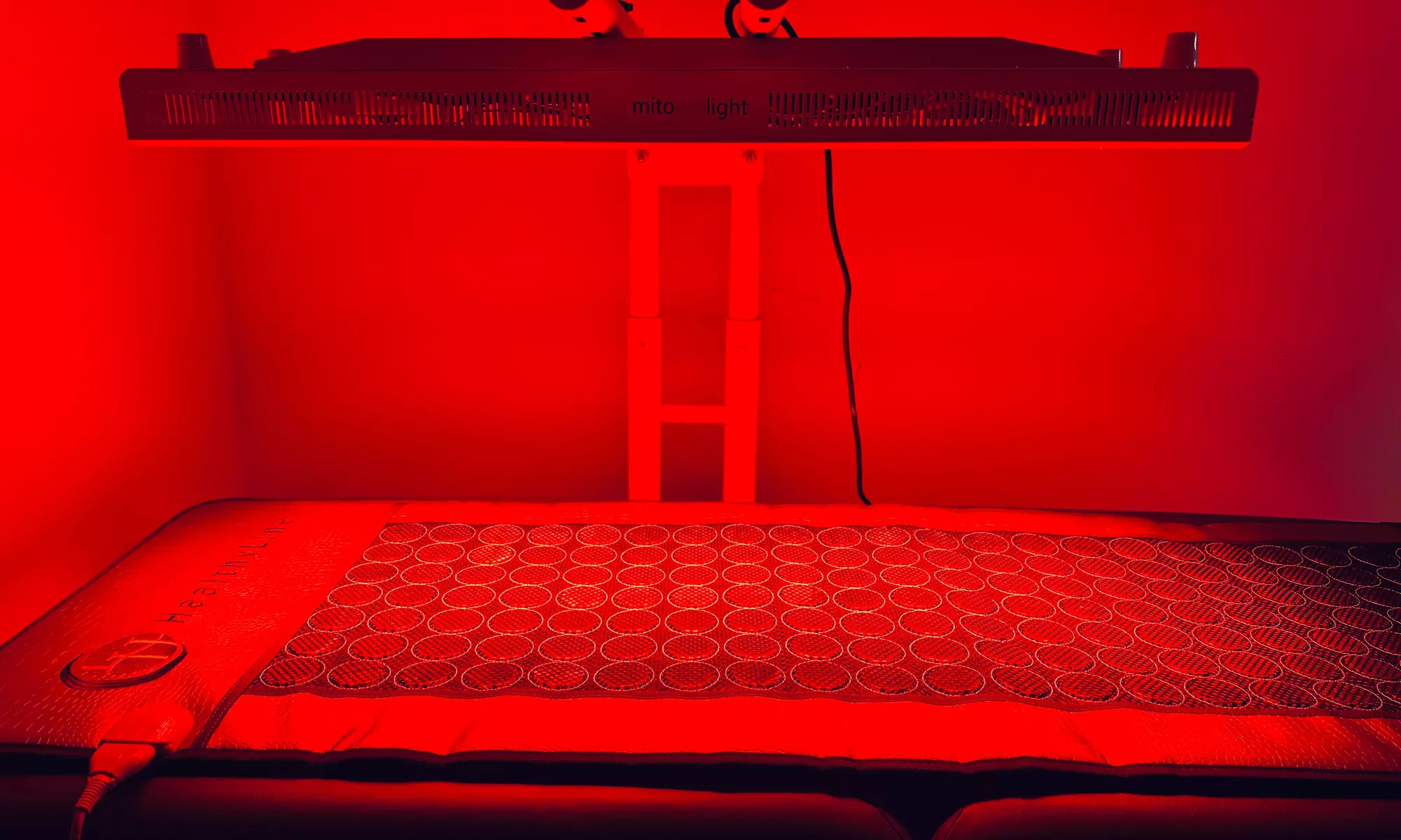 Discover 34th Street Chiropractic And Wellness' red light therapy sessions with up to 37% off - Primary Image