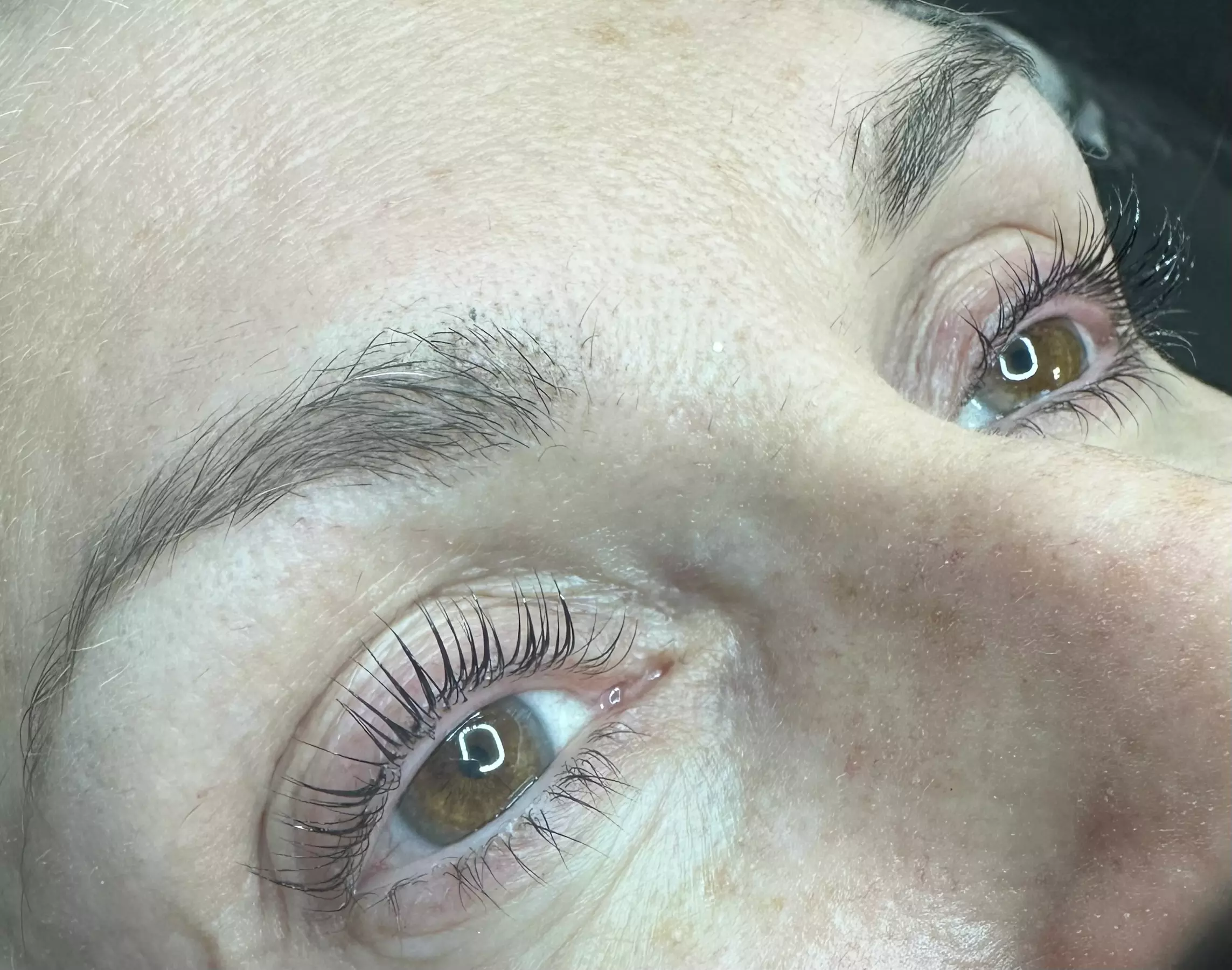 Get Beautifully Curled Lashes with Keratin Lash Lift and Tint