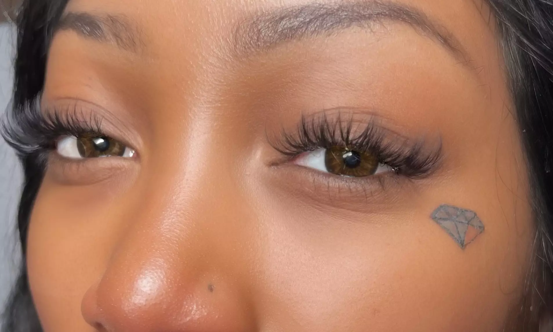 Transform Your Look with Three Unique Eyelash Extension Sets