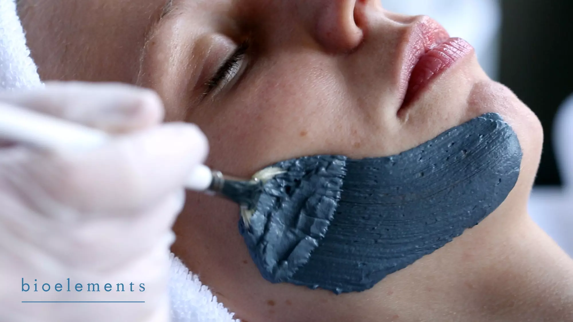 Up to 70% Off on Anti-Aging Facial at Jessica @ A Little Indulgence