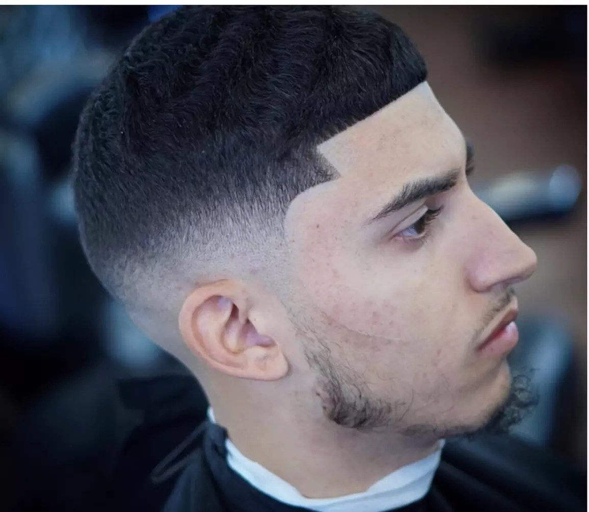 Up to 38% Off on Salon - Men's Haircut / Barber at Creative Concepts Salon - Second Medium