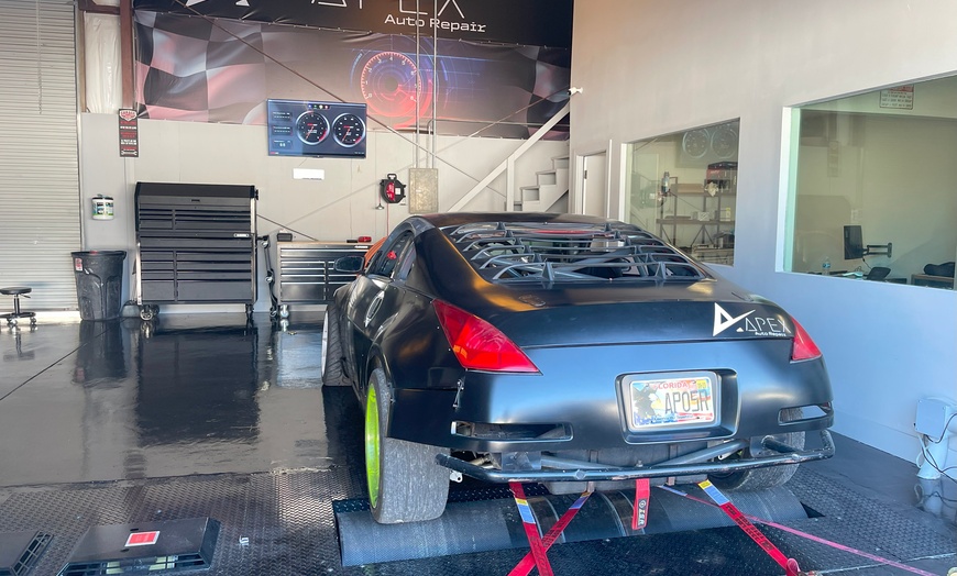 Image 1: Unleash your Car's Potential with a Dyno Pull Session! 