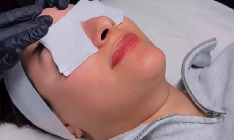 Experience One, Two or Three 80 Minute Facial Session for One Person