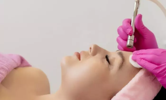 Up to 25% Off on Body Scrub at Beauty First Spa  Oakville Place - Primary Image