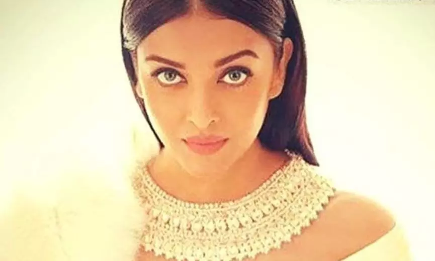 Up to 44% Off on Eyebrow Threading at Reveal Salon - Primary Image