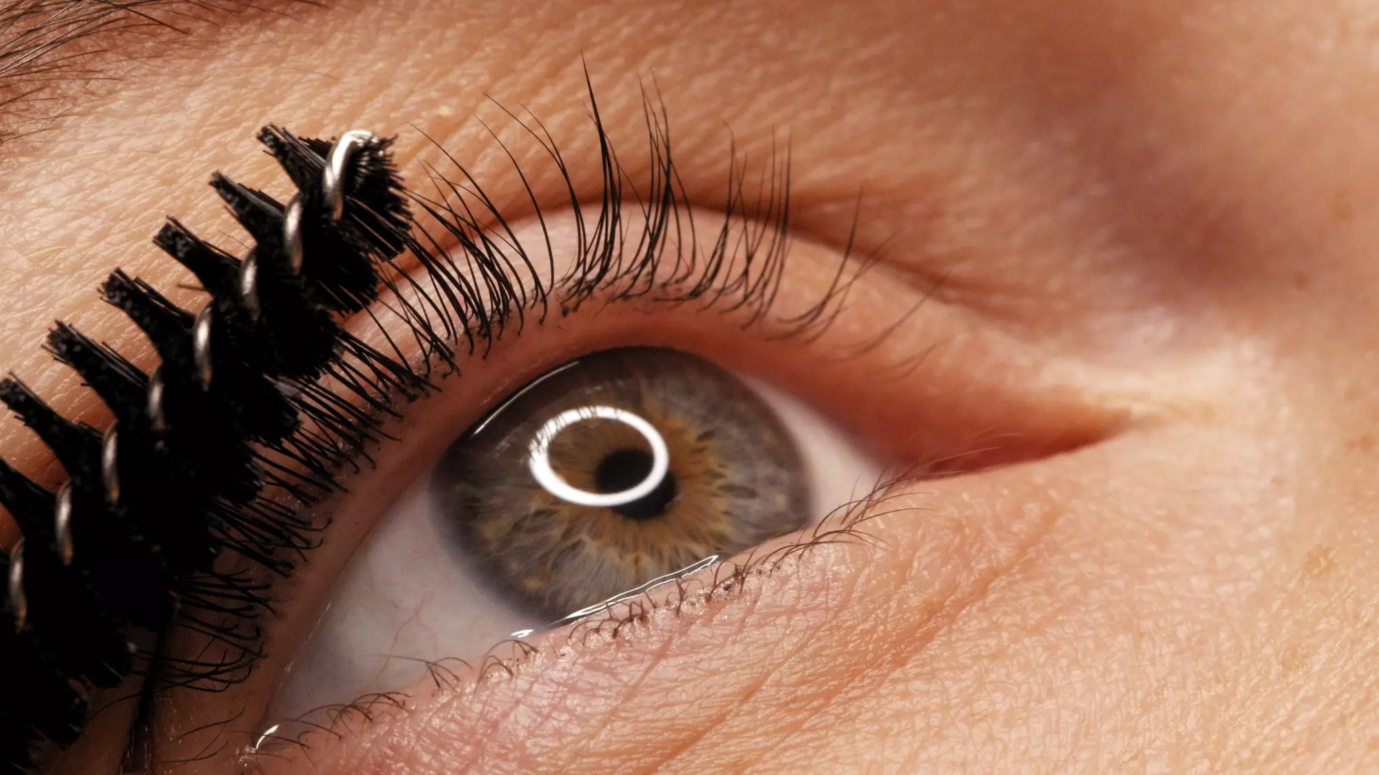 Revitalize Your Look with Eyelash Lift and Tint Services