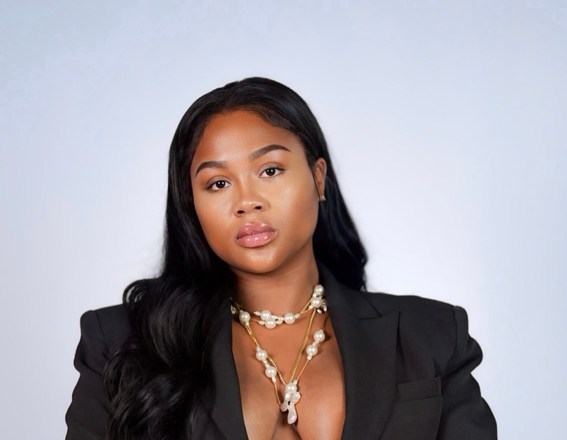 Hybrid or Volume Eyelash Extensions with Optional 2 Week Fill-In