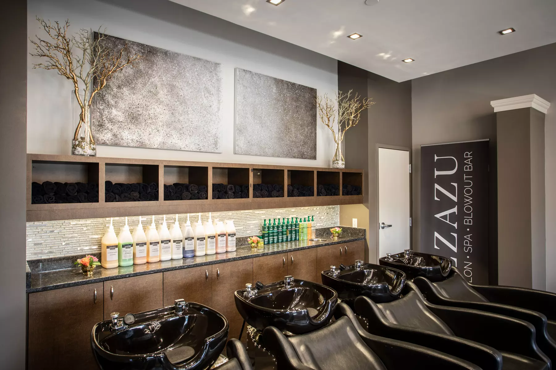 Transform Your Look with a Women's Haircut or Blowout