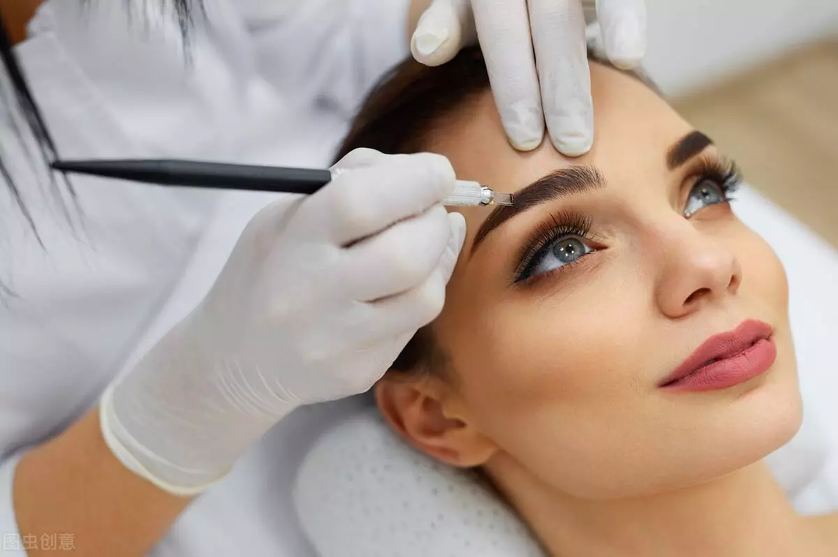 Up to 27% Off on Eyebrow Embroidery at Unique Lash - Primary Image