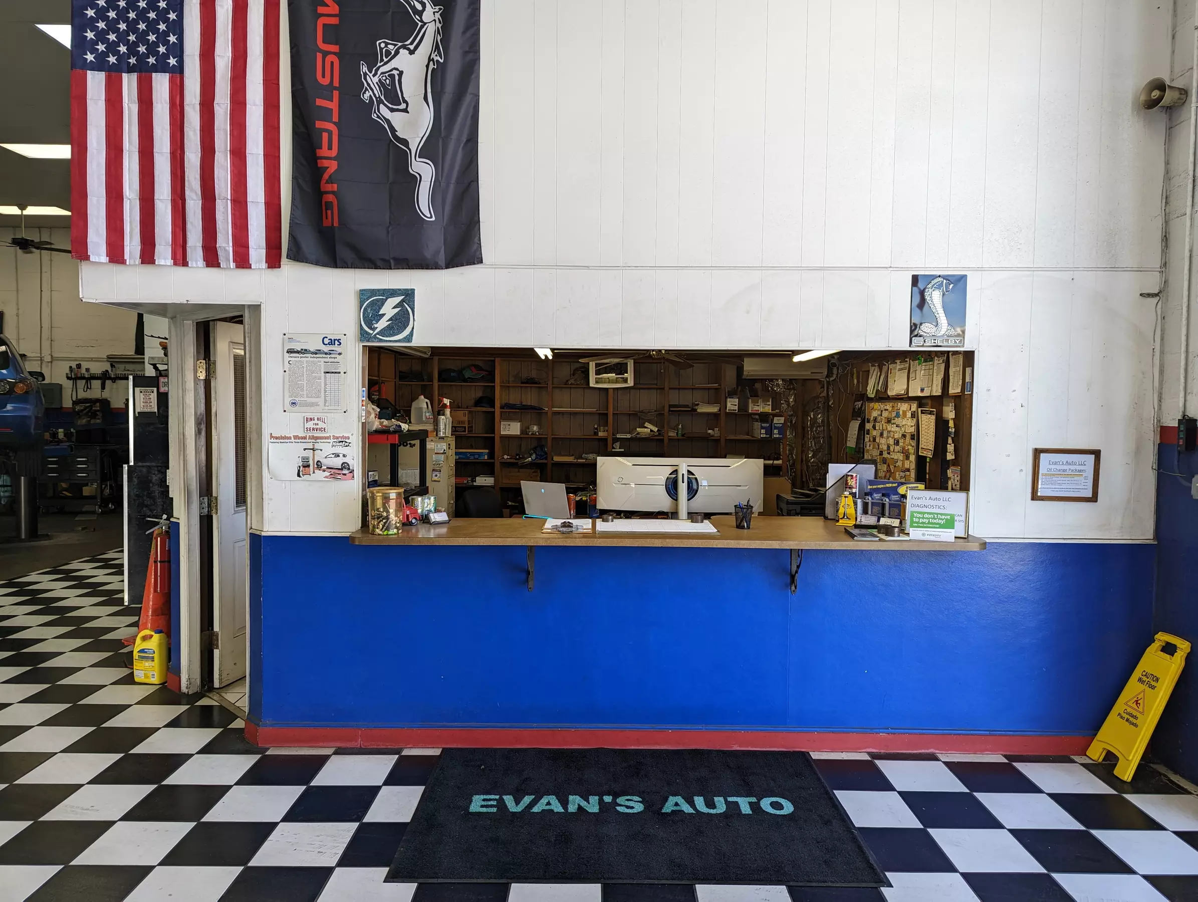 Up to 26% Off on Oil Change at Evan's Auto