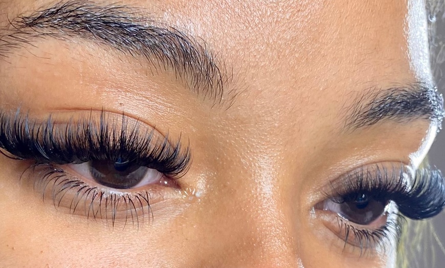 Image 2: Up to 46% Off on Eyelash Extensions at Total Divine Beauty Bar
