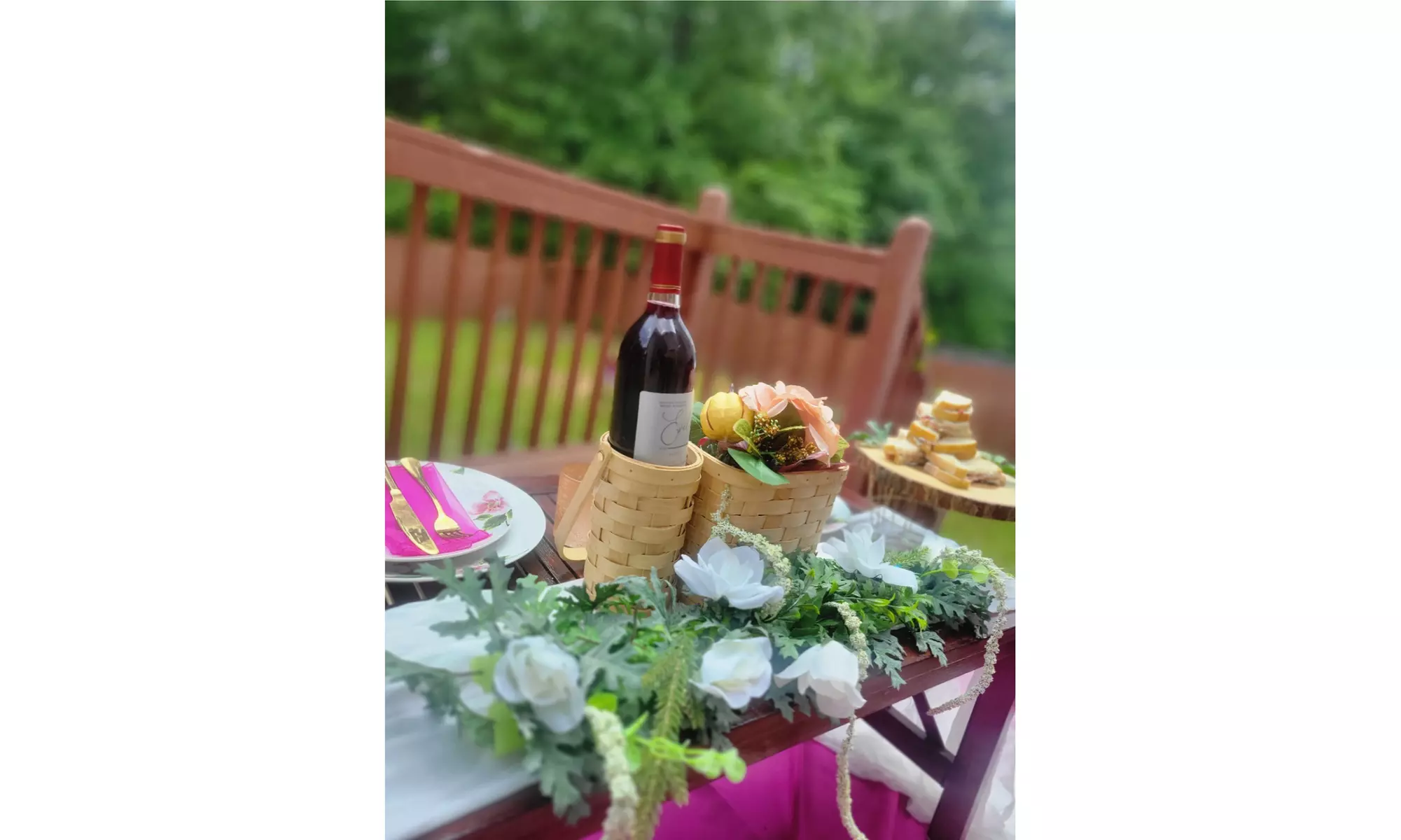 Up to 43% Off on Picnic Style Dining at Jas Did it - Second Medium