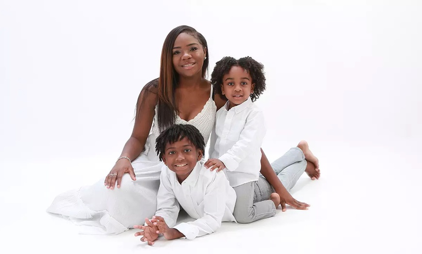 Image 2: Up to 81% Off on Family Photography at MTW Portrait Studio