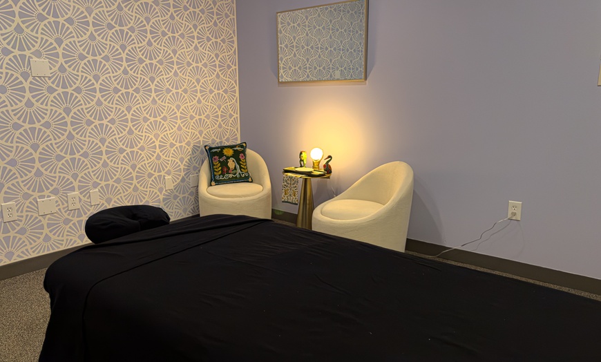 Image 2: Pain & Stress Relief: 60 or 90 Min Custom Therapeutic Massage
