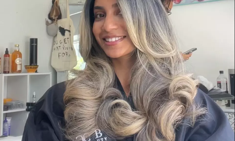 Scalp Detox Treatment With Soothing Massage