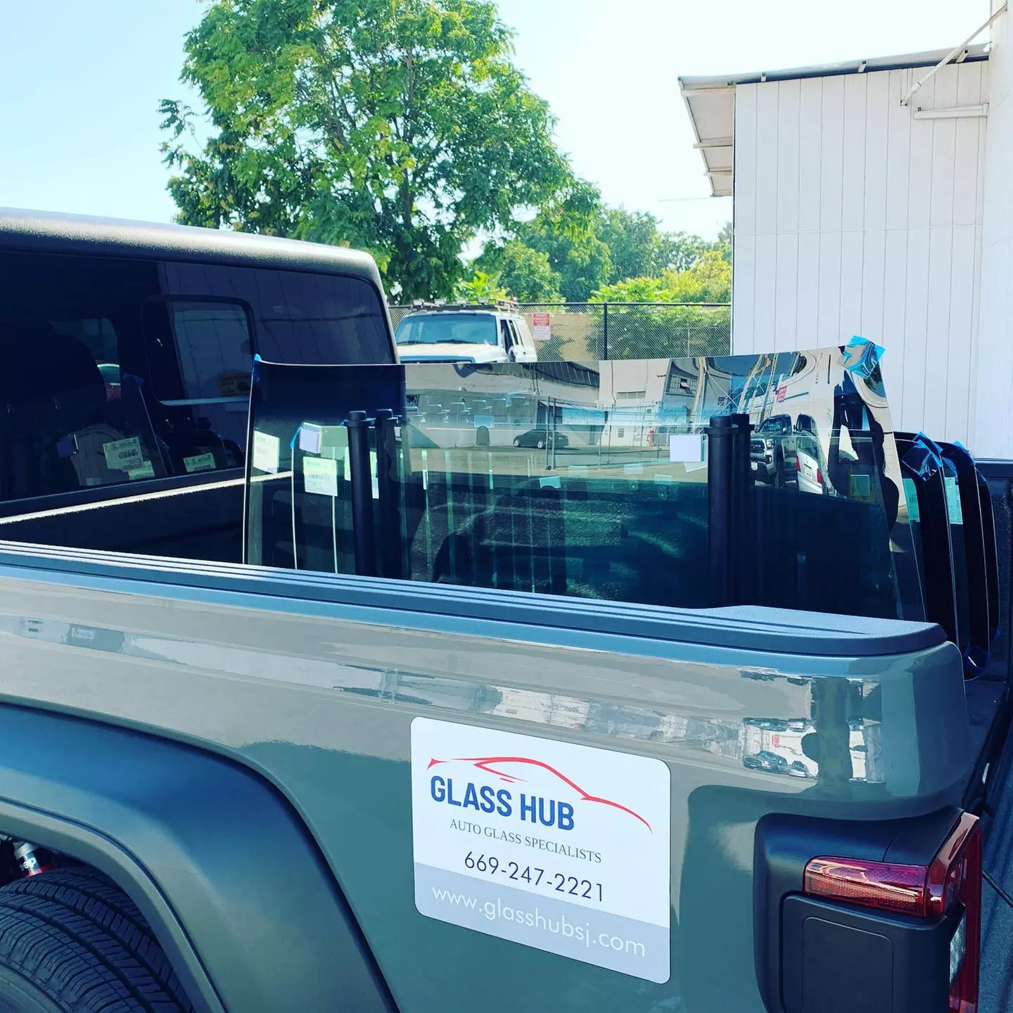Up to 37% Off on Window / Windshield - Crack Repair (Car) at glass hub - Primary Image