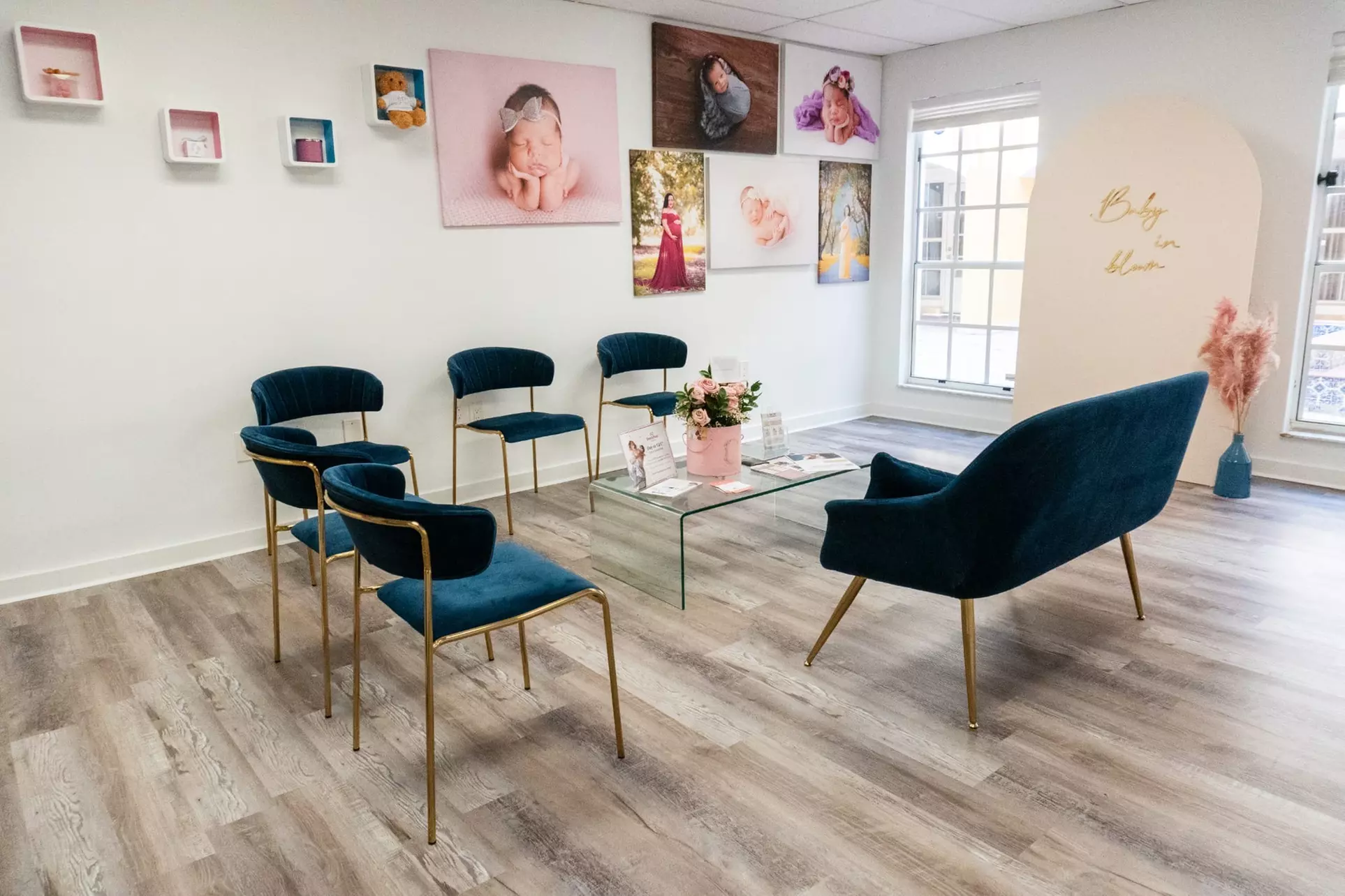Experience Blooming Bellies' advanced ultrasound imaging in 2D, 3D, and 4D with up to 30% off - Second Medium