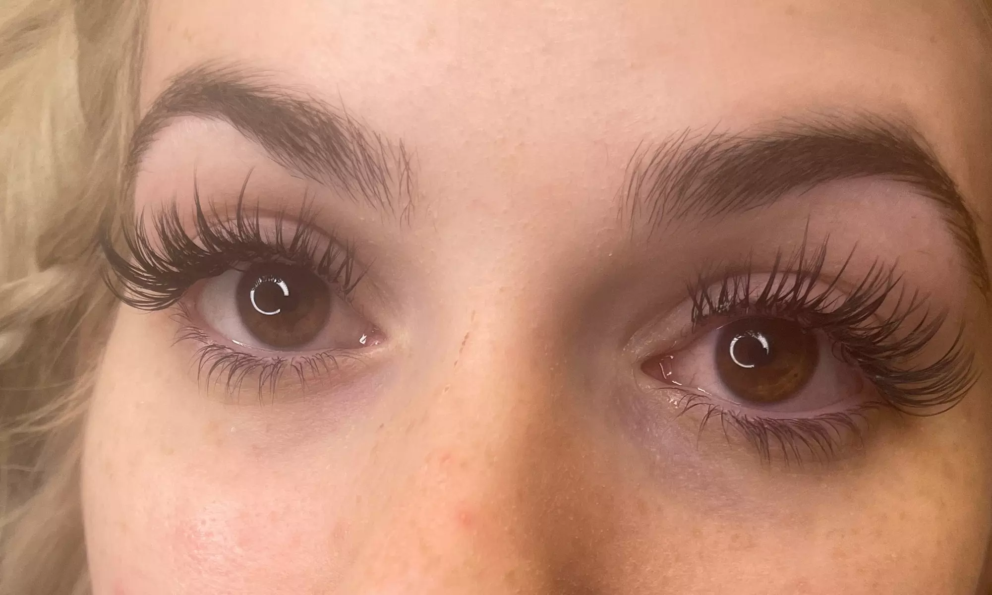 Up to 55% Off on False Eyelash Application at PrettyBiddyBeauty