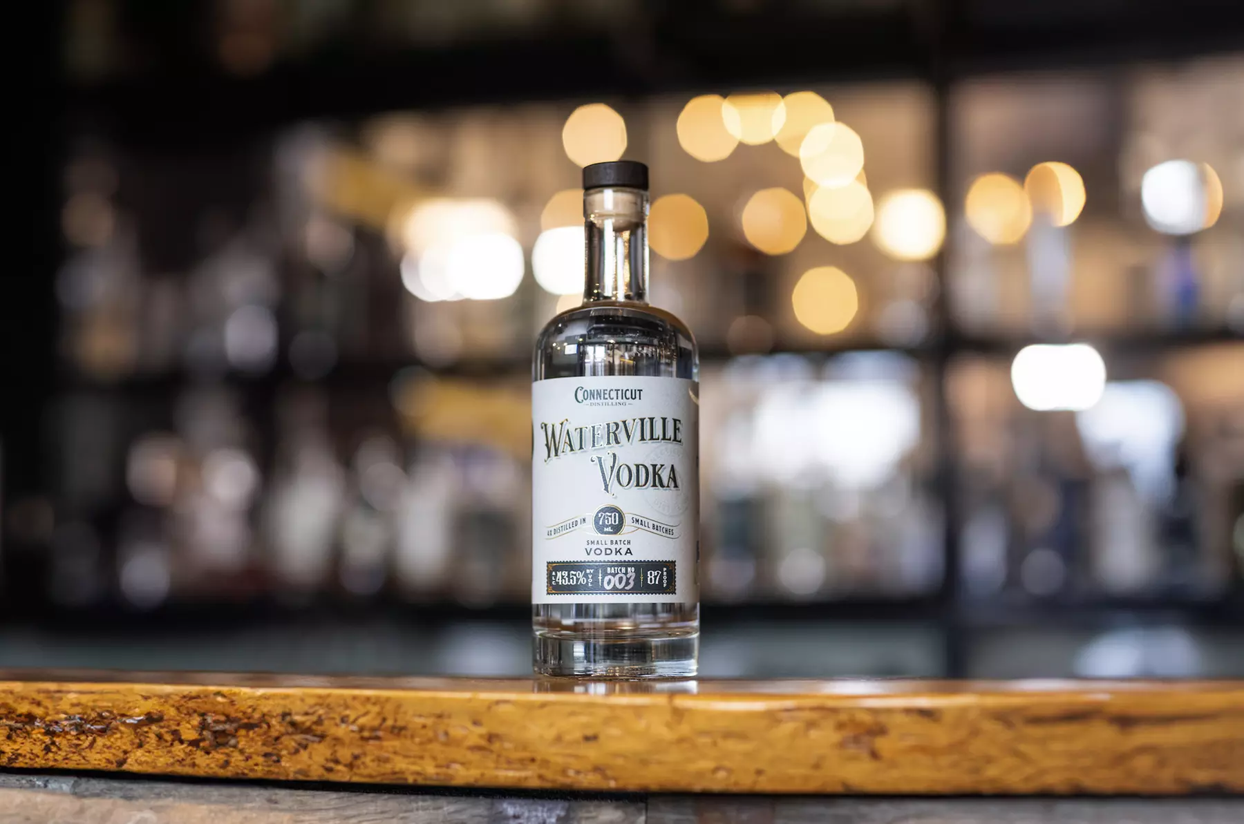 Tasting with complementary glasses for two guests