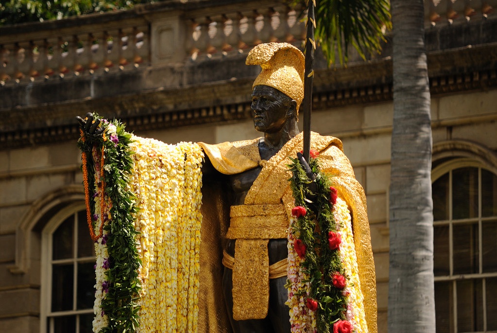 Explore Grand Pearl Harbor and Honolulu's Historic Sights