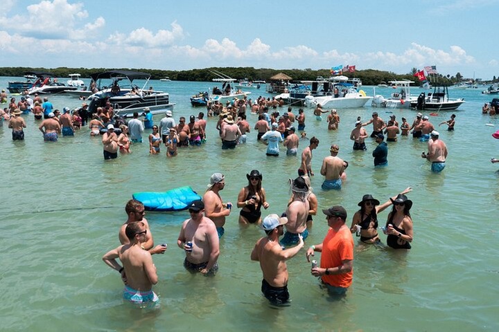 VIP Boat Tours & Sandbar Excursions w/ Snorkeling and GoPro at Florida