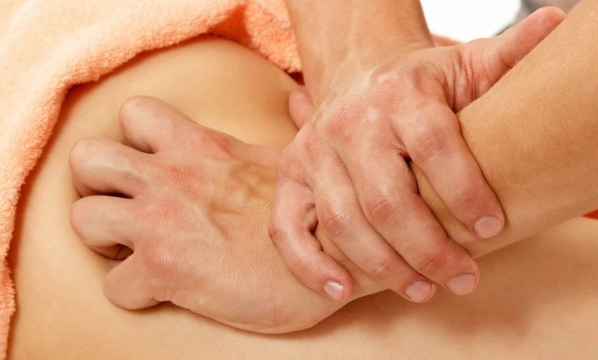 Image 5: 60 or 90 Minutes Lymphatic Massage w/w/o Wood Body Contour Massage
