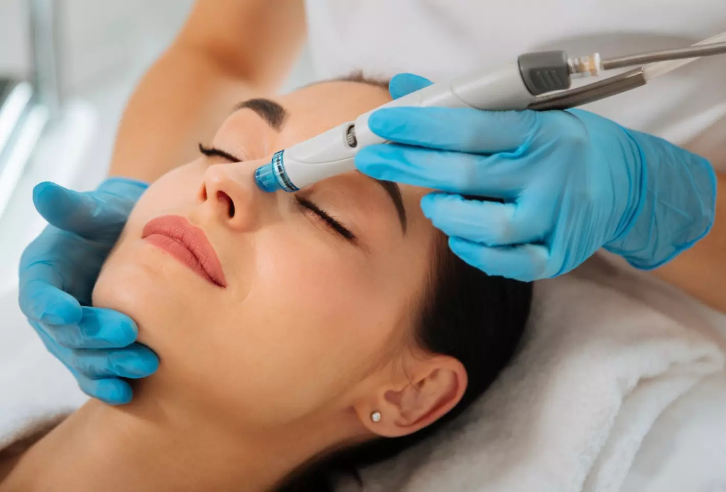 Up to 25% Off on HydraFacial at The Bay Spa - Primary Image