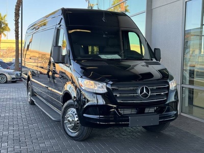4-Hour Vegas Party Bus Casino Afternoon Tour - Private Mercedes Benz Sprinter Limo - For Up to 10 Guests - Vegas Strip Party Bus by EL Masters