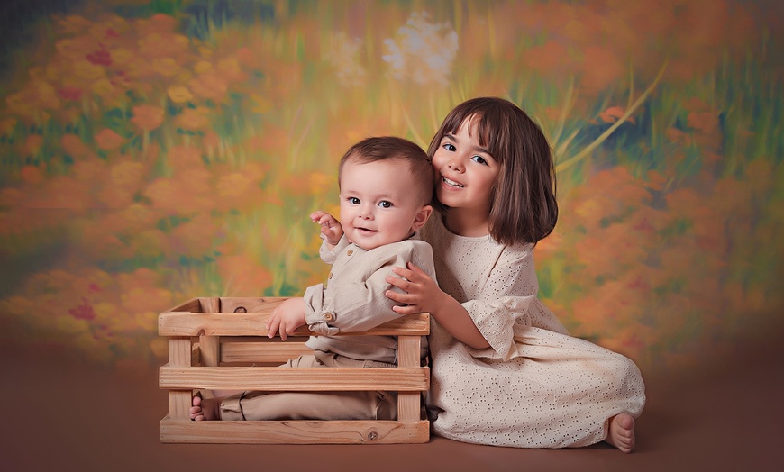 Image 2: Up to 90% Off on Lifecycle Series Photography at Baby Boutique Photography Ltd