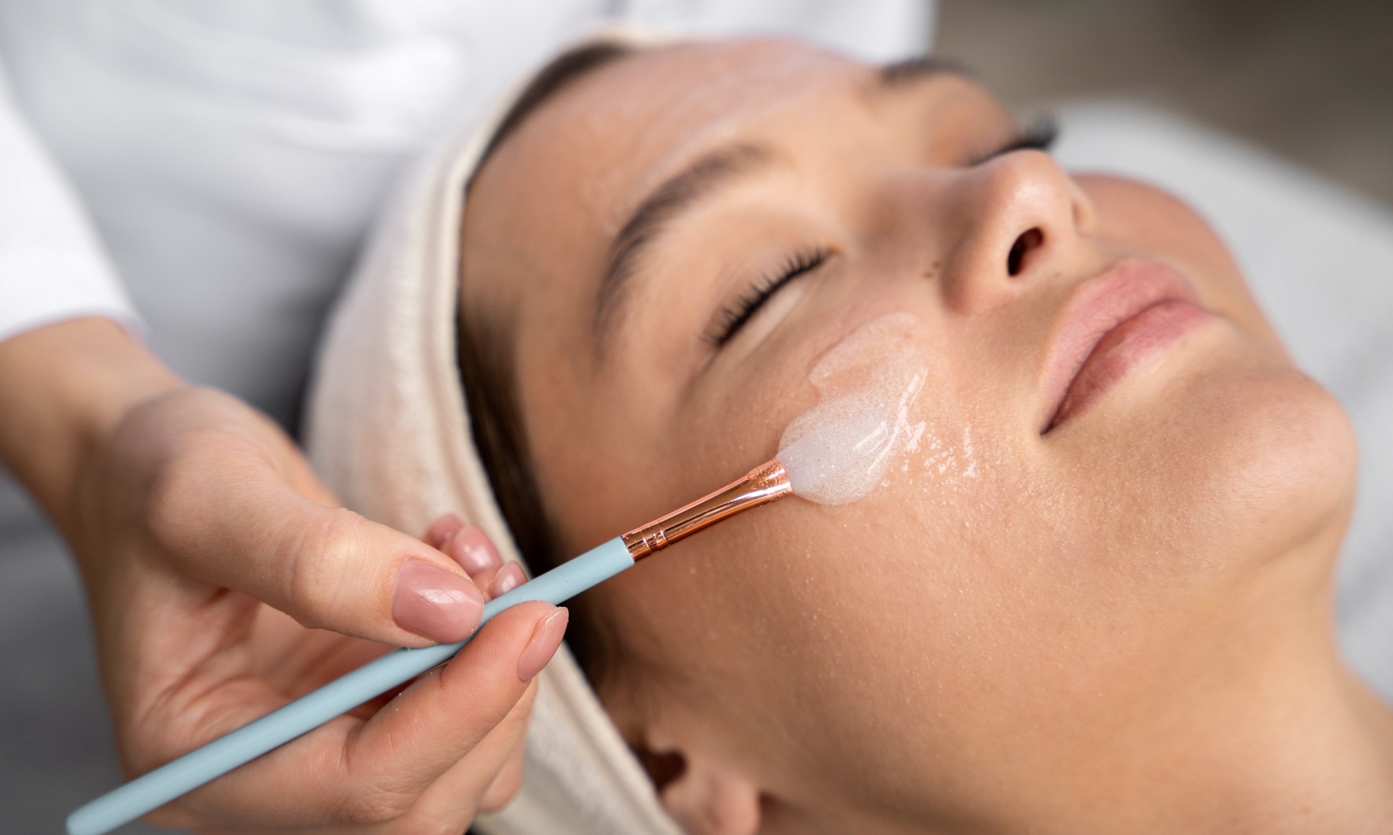 Twoja skóra, Twój blask – wybierz peeling odpowiedni dla siebie