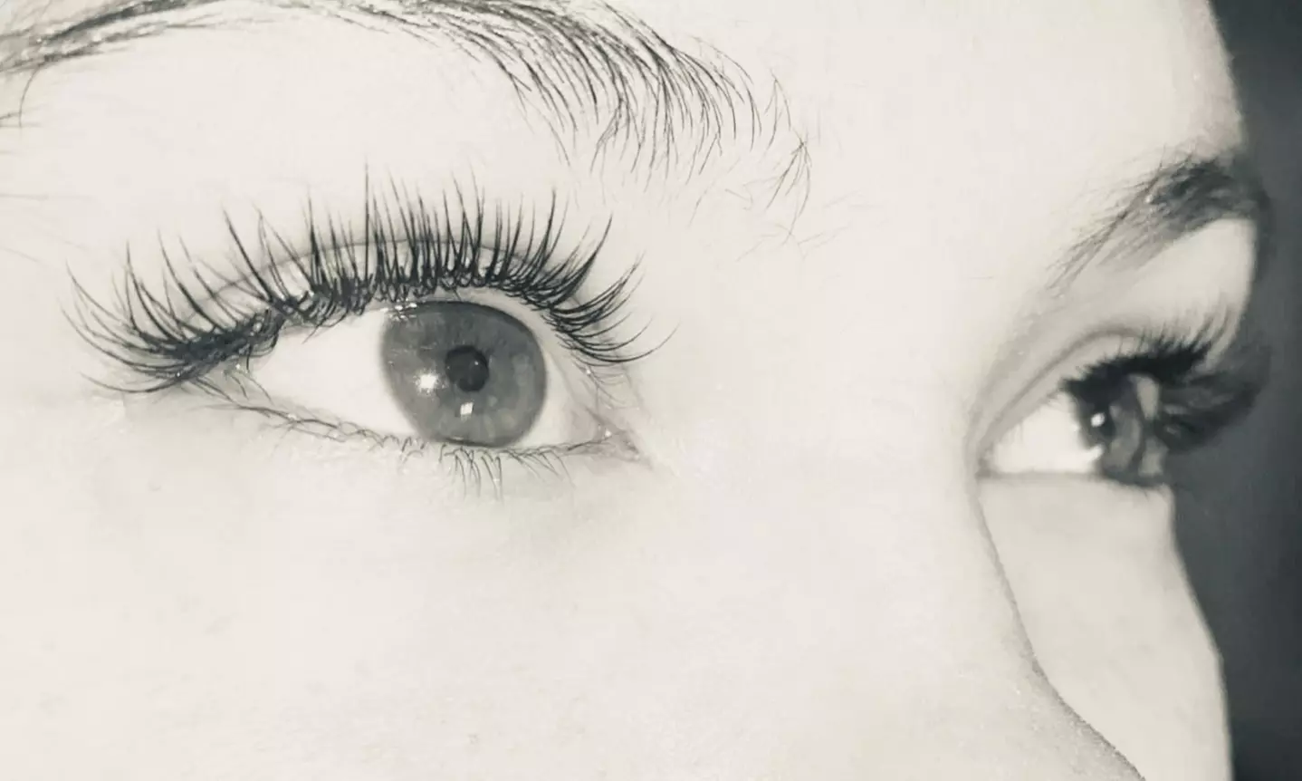 Discover Blink Beauty Bar's Classic and Volume Lash Extensions with up to 50% Off - Second Medium