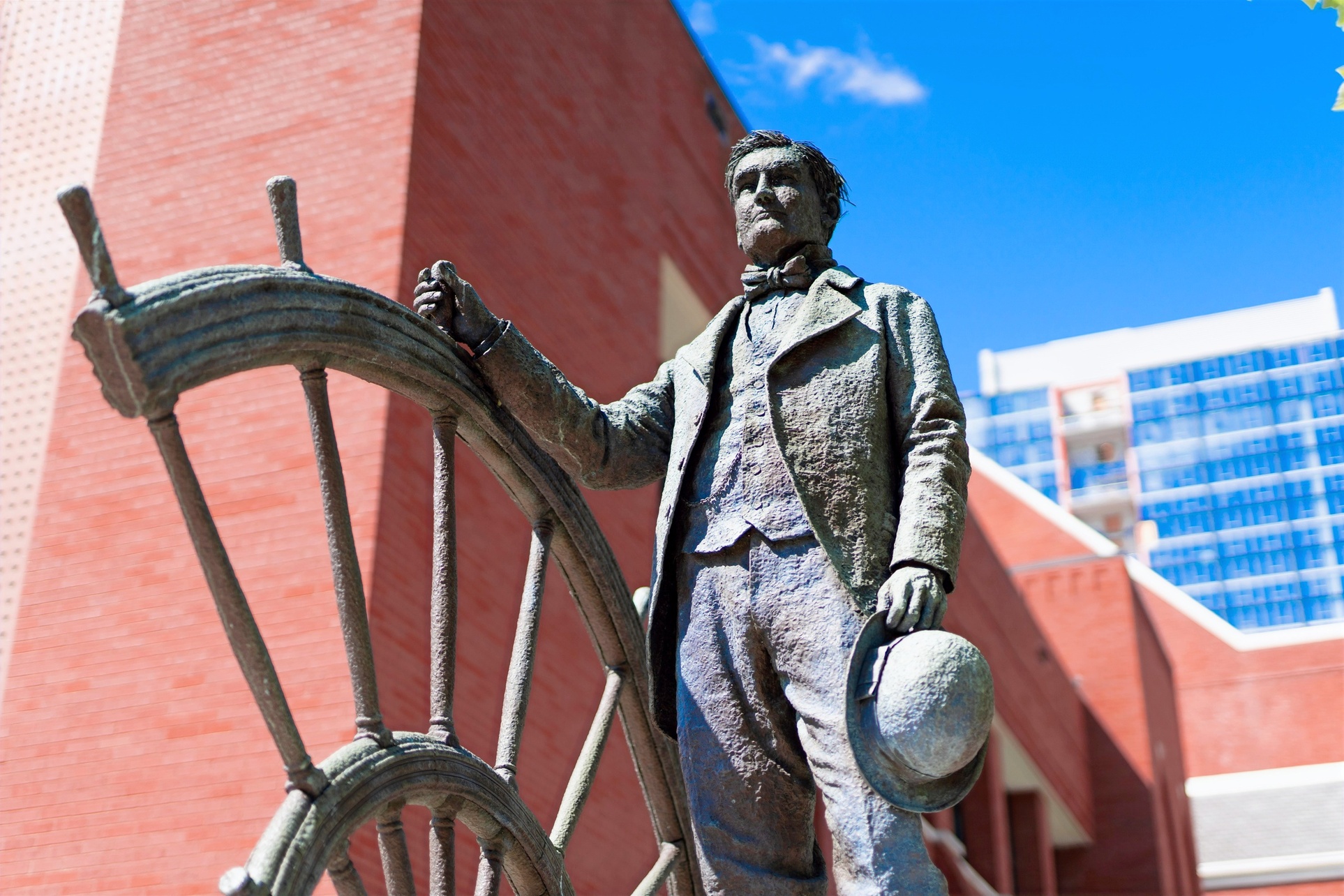Discover Nashville's Best with Engaging Walking Tours