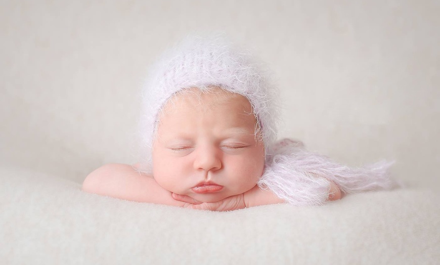 Image 1: Newborn Photoshoot with Print