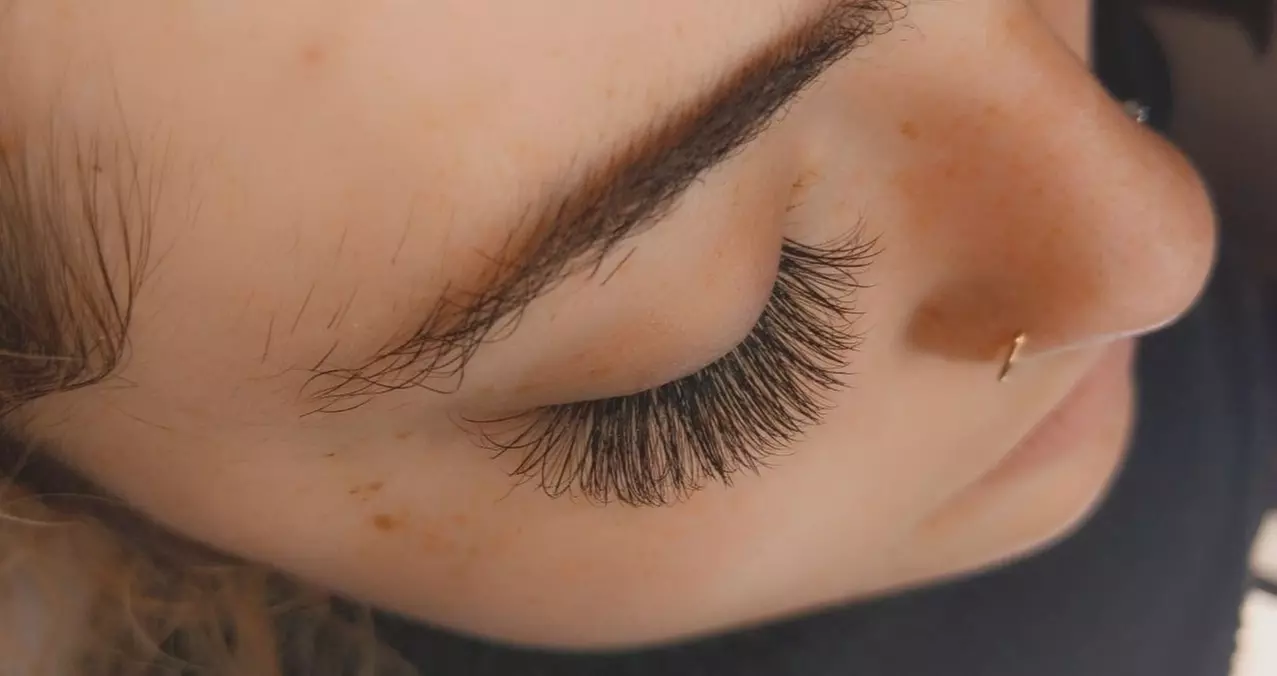 Full Set of Eyelash Extensions with Optional Two-Week Fill