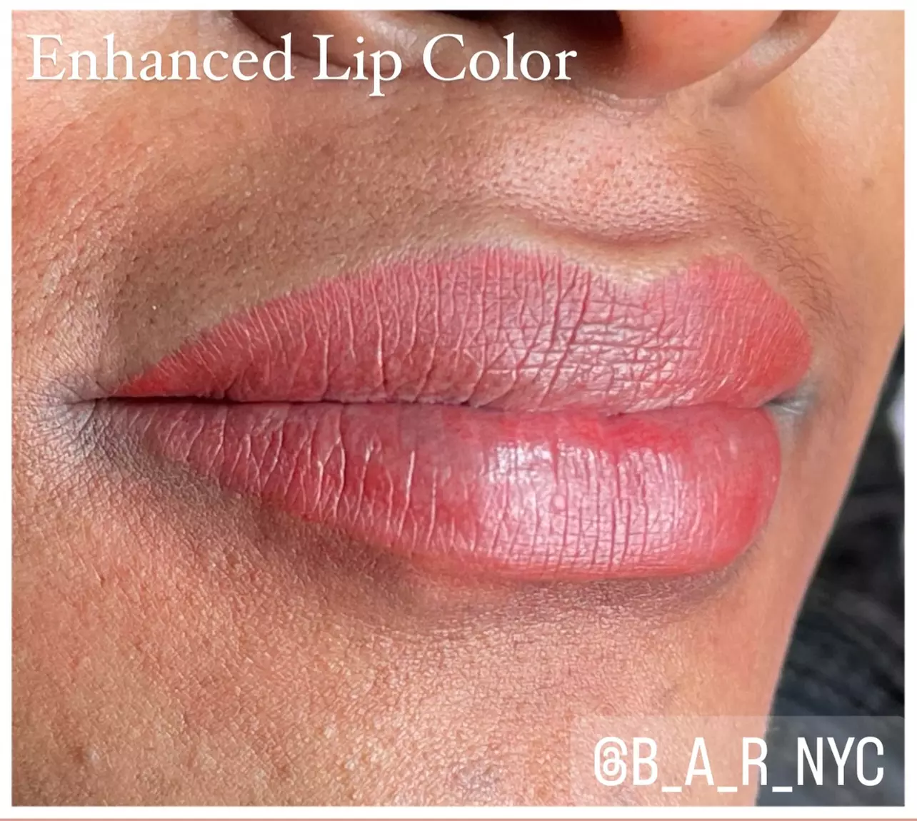 Lips enhancement with lasting color for vibrant lips