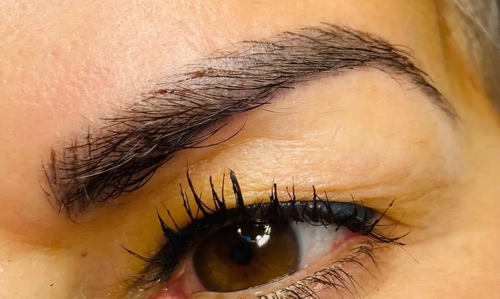 Micropigmentación de ojos en Aesthetic Sam