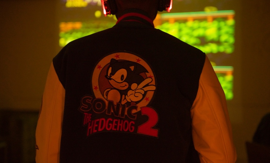 Image 11: Silent Disco Meets General Retro Gaming Adventure!