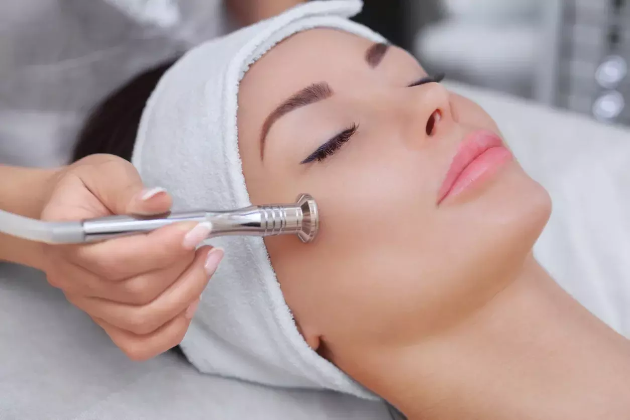 Deep Cleansing Facial, Gentlemen's Facial or Microdermabrasion