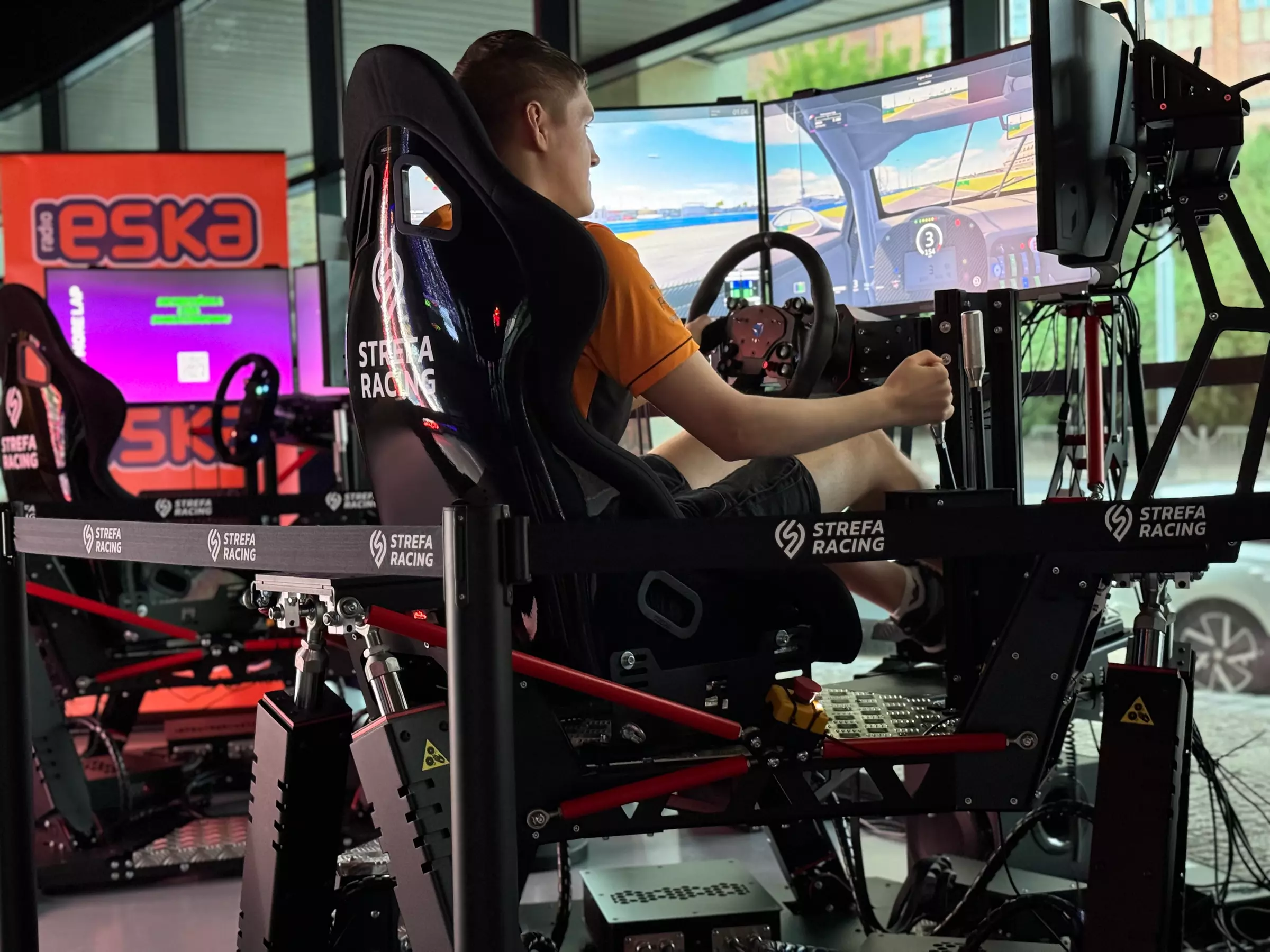 Start przygody z simracingiem dla entuzjastów wyścigów