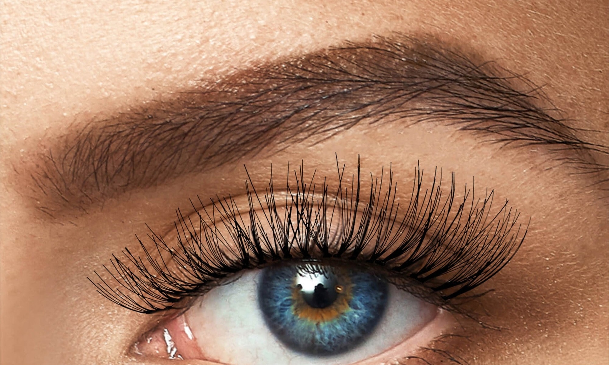 Achieve Perfect Brows: One Eyebrow Threading at Modern Lashes & Brows