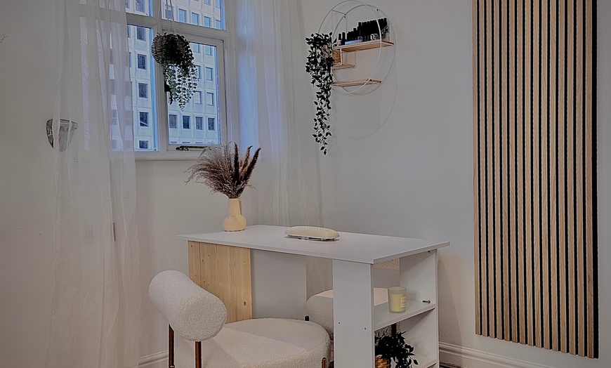 Image 2: Up to 40% Off on choice of In Spa Massage & Bubbles