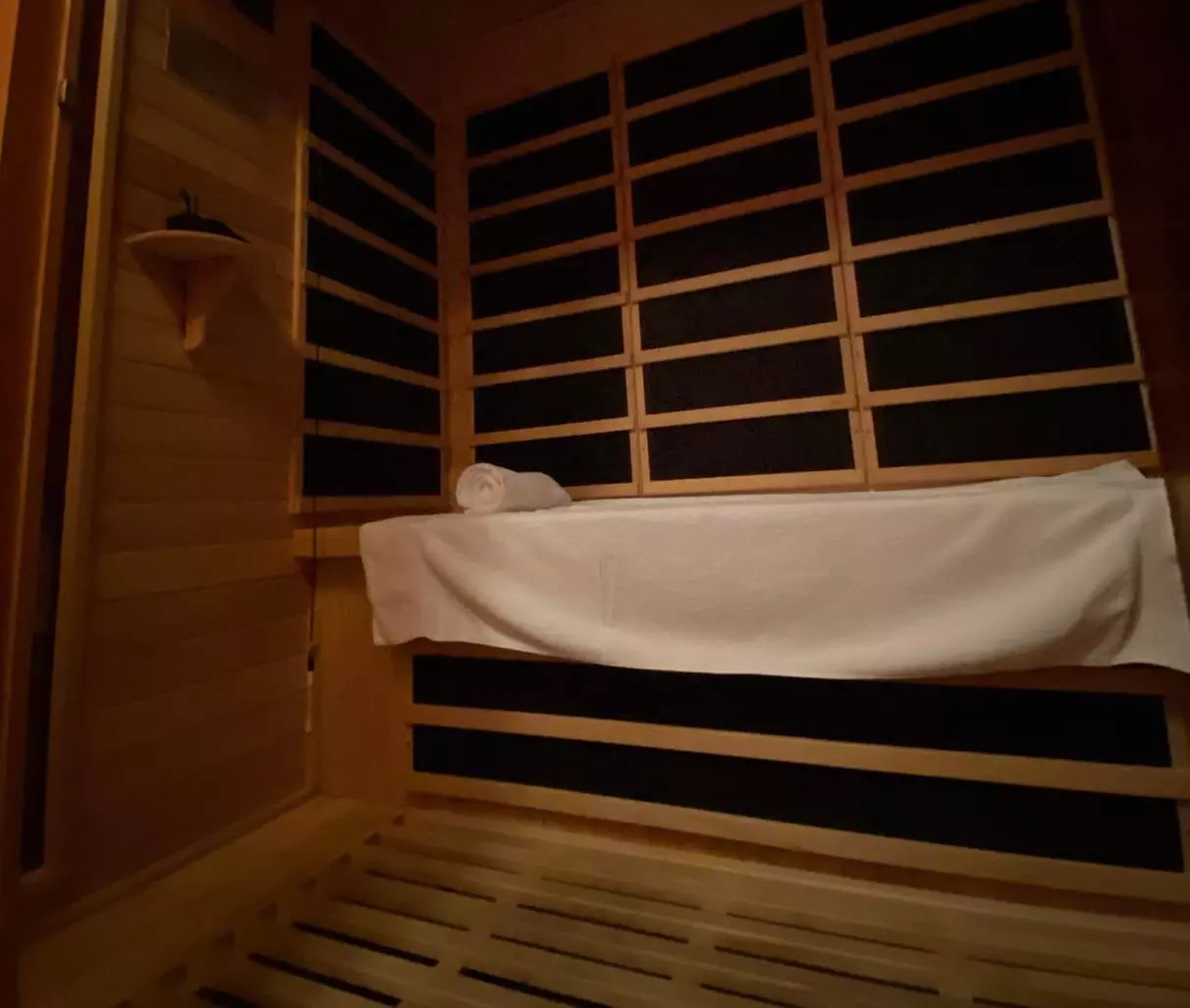 Up to 25% Off on Float Therapy/ Relaxation Tank at Floating KC - Second Medium