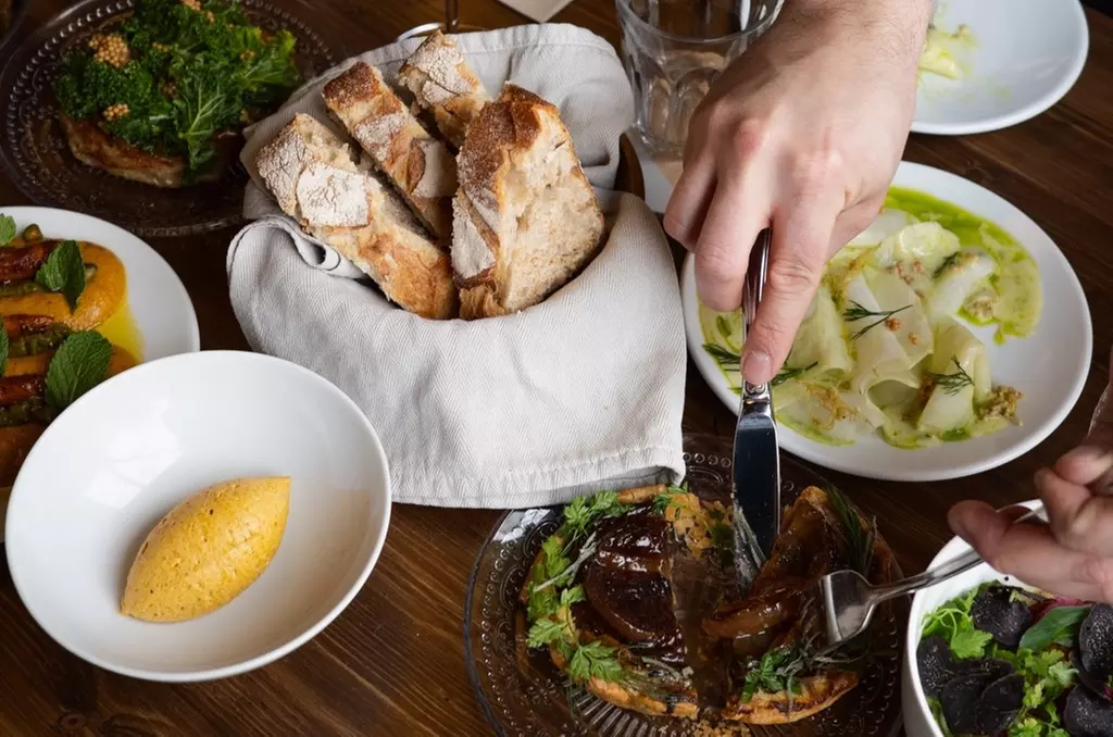 Exklusiver Brunch mit Champagner und kulinarischen Spezialitäten für 2 oder 4 Personen (bis 33% sparen) - Image 4