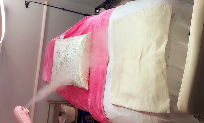 Image 4: Micro-Needling Treatment with Hyaluronic Acid and High Frequency Comb