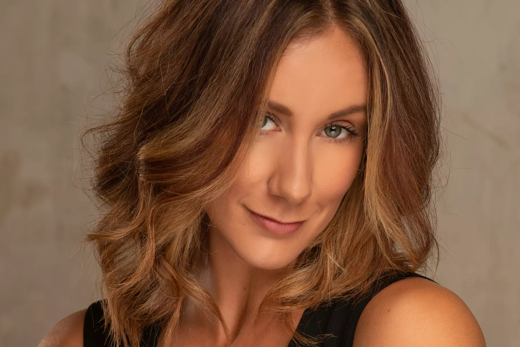 Look Your Best! Professional Headshots w/ Erick Johnson Up to 56% Off