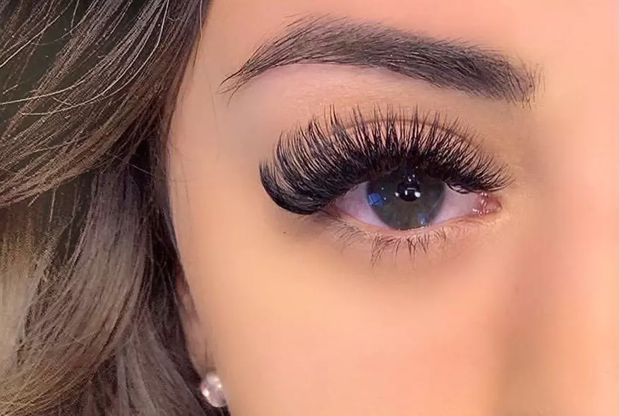 Up to 53% Off on Eyelash Extensions at Cosme Lash