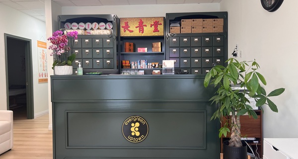Enjoy a 60 Minute Massage or Couples w/ Hot Stones or Essential Oils