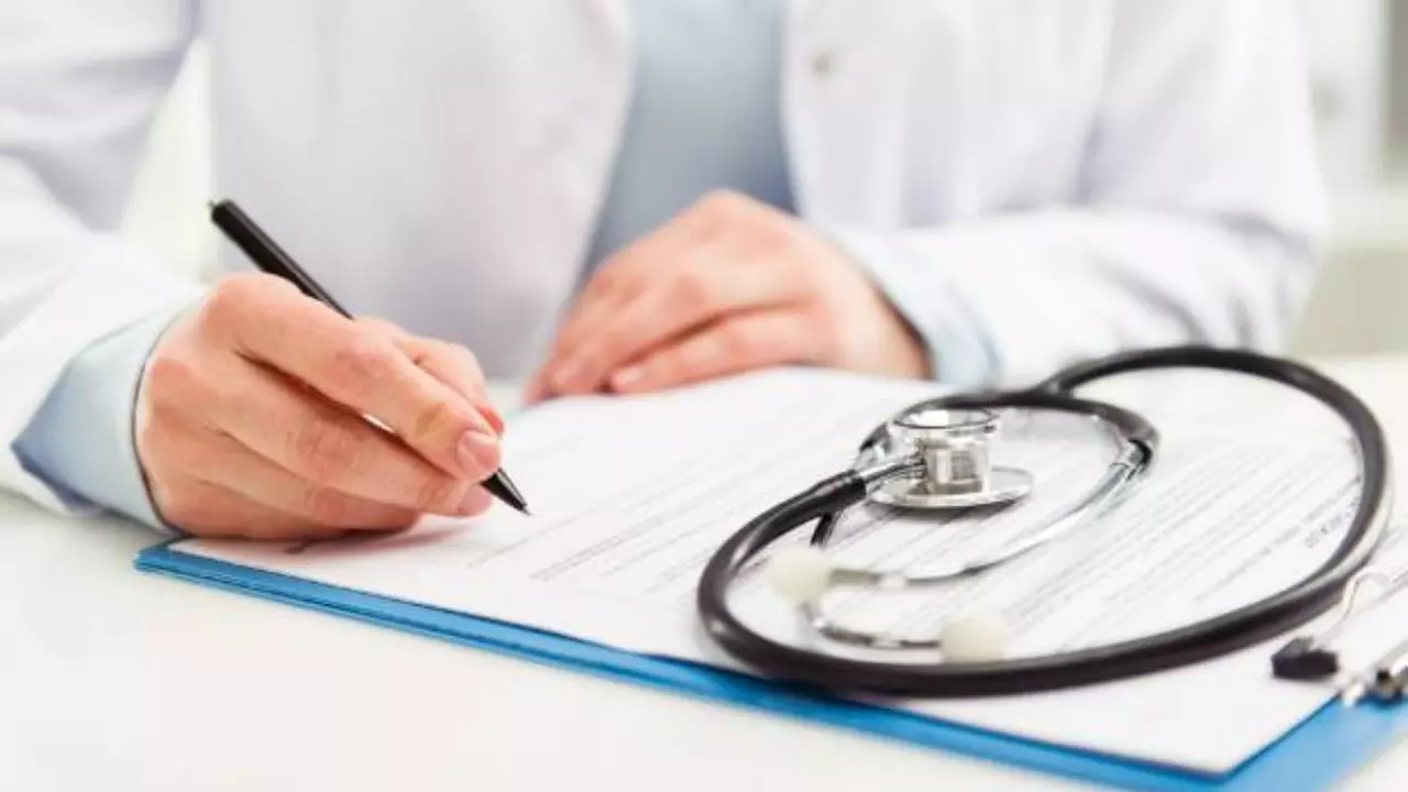 One or Three APEX Male Follicle Stimulation Injections: Hairline & Crown Growth Support (Up to 71% Off) - Primary Image